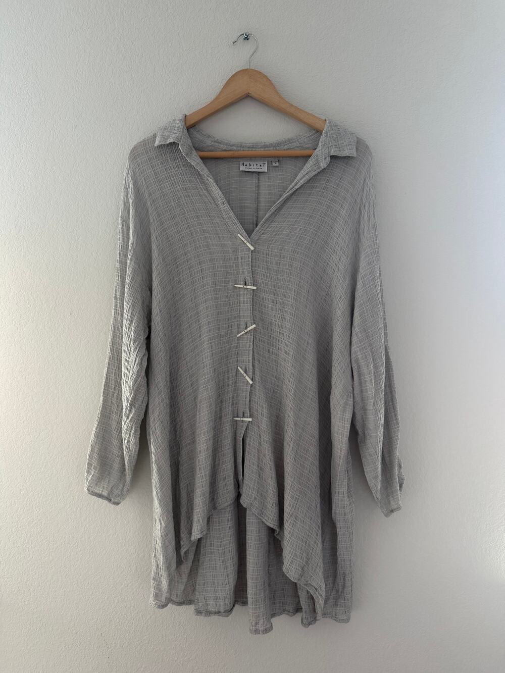 Habitat XL Gray Textured Lagenlook Tunic Toggle Button Artsy Boho Top